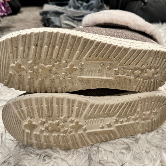 NWOT - Hey Dudes Womens Wendy Fold Boot - - Picture 4 of 5